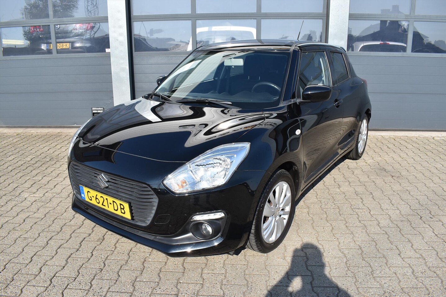 Suzuki Swift - 1.2 DualJet 90pk Select - AutoWereld.nl