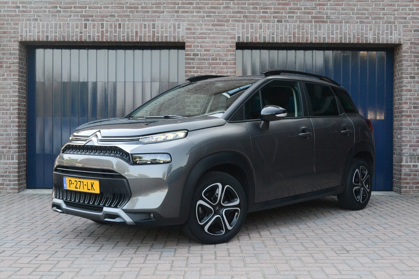 Citroën C3 Aircross - 1.2 PureTech Feel | Carplay | Navigatie | DAB| Airco | Cruise | NAP - AutoWereld.nl