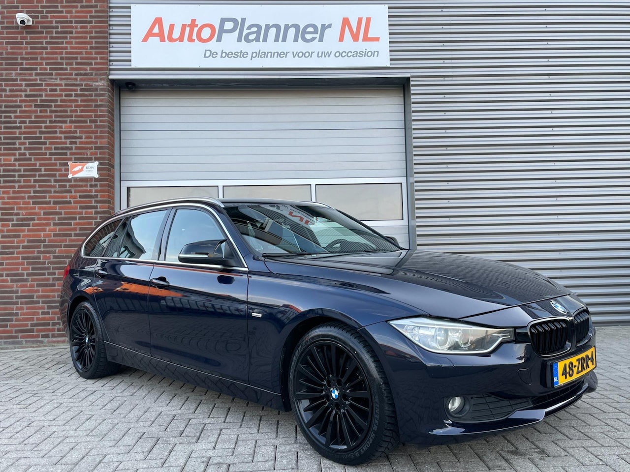 BMW 3-serie Touring - 328i High Executive! Leder! Navi! Xenon! - AutoWereld.nl