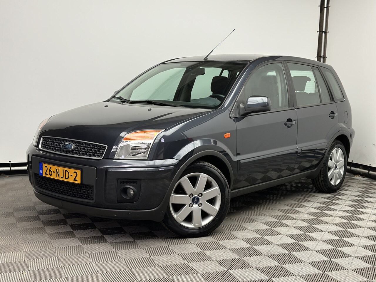 Ford Fusion - 1.6-16V Futura Automaat Airco LM16" NL Auto - AutoWereld.nl