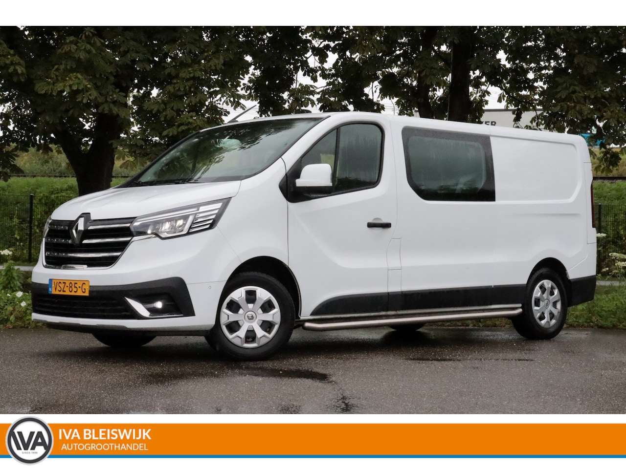 Renault Trafic - 2.0 dCi 130 T29 L2H1 Dubbel Cabine Work Edition | 6 PERS | NAVI | CAMERA |  TREKHAAK | BET - AutoWereld.nl