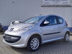 Peugeot 107 - 1.0-12V XR Airco / Elektrisch pakket