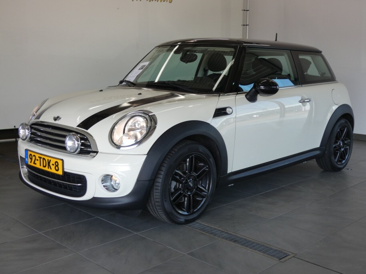 MINI Cooper - Mini 1.6 10yII - AutoWereld.nl