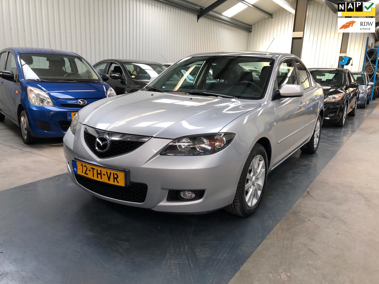 Mazda 3 Sport - 1.6 Touring Sportline AUTOMAAT/CLIMA/NAP/APK - AutoWereld.nl