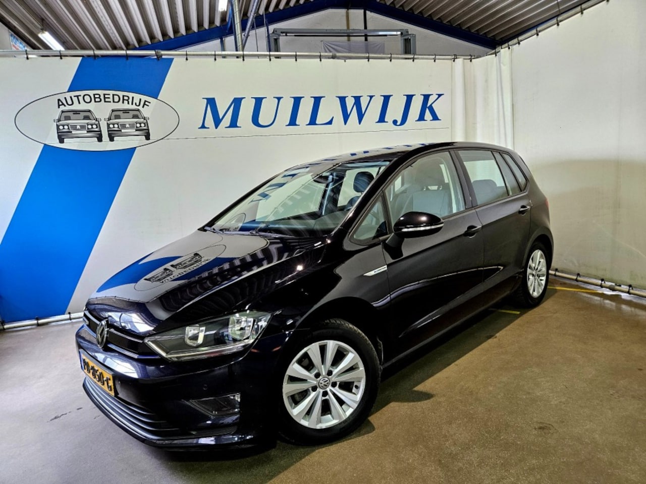 Volkswagen Golf Sportsvan - 1.0 TSI Comfortline / Navi / NL Auto - AutoWereld.nl