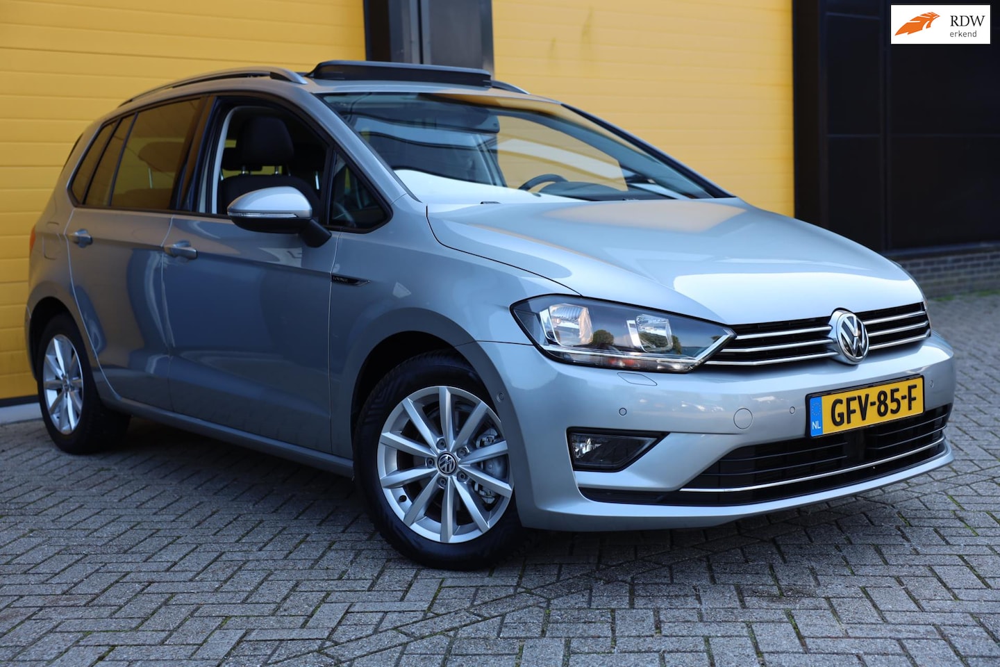 Volkswagen Golf Sportsvan - 1.4 TSI Business Edition 125 Pk / Aut / ACC / Navi / Open Panoramadak / Isofix / Elek Pakk - AutoWereld.nl