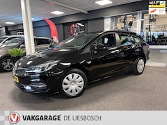 Opel Astra Sports Tourer - 1.2 Business Edition navigatie / cruise control / pdc / boeken / afn trekhaak / nieuwe dis