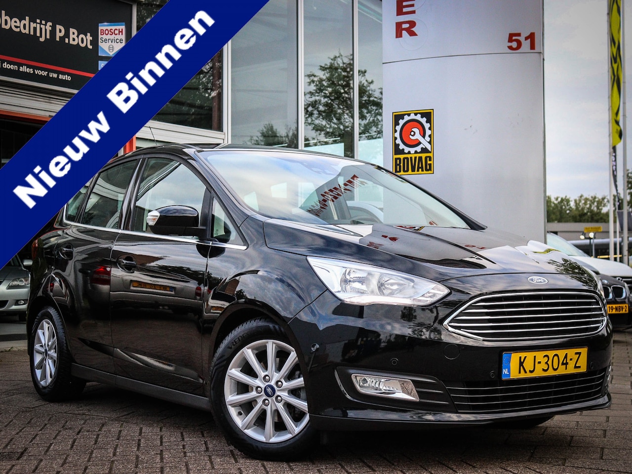 Ford C-Max - 1.0 Titanium /Trekhaak/Airco/Navigatie - AutoWereld.nl