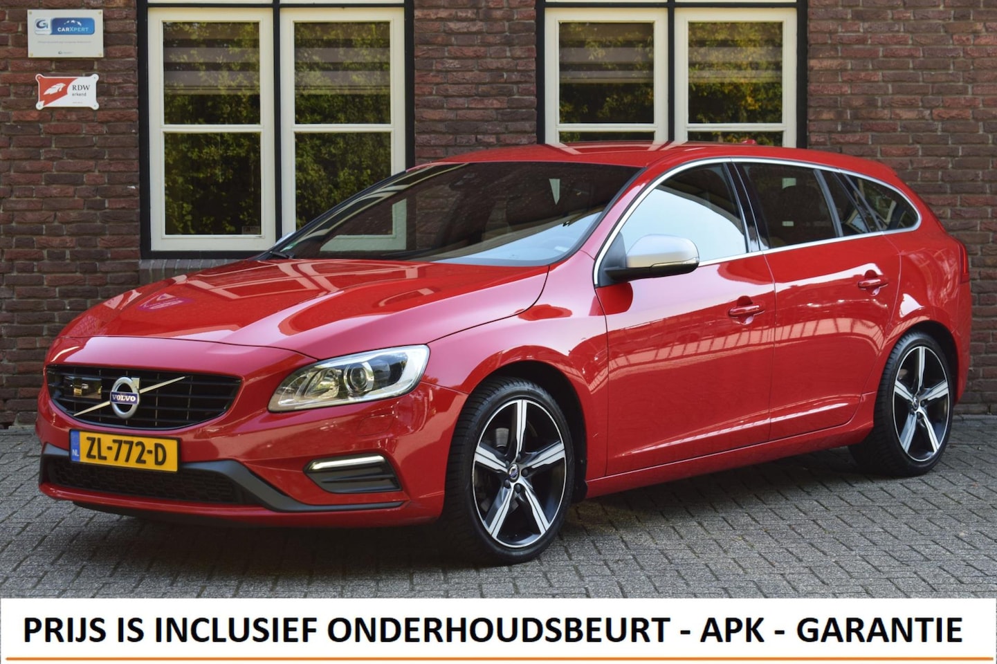 Volvo V60 - 2.0 T4 Automaat R Design Trekhaak | Adapt cruise | BLIS | Rijbaanass. - AutoWereld.nl