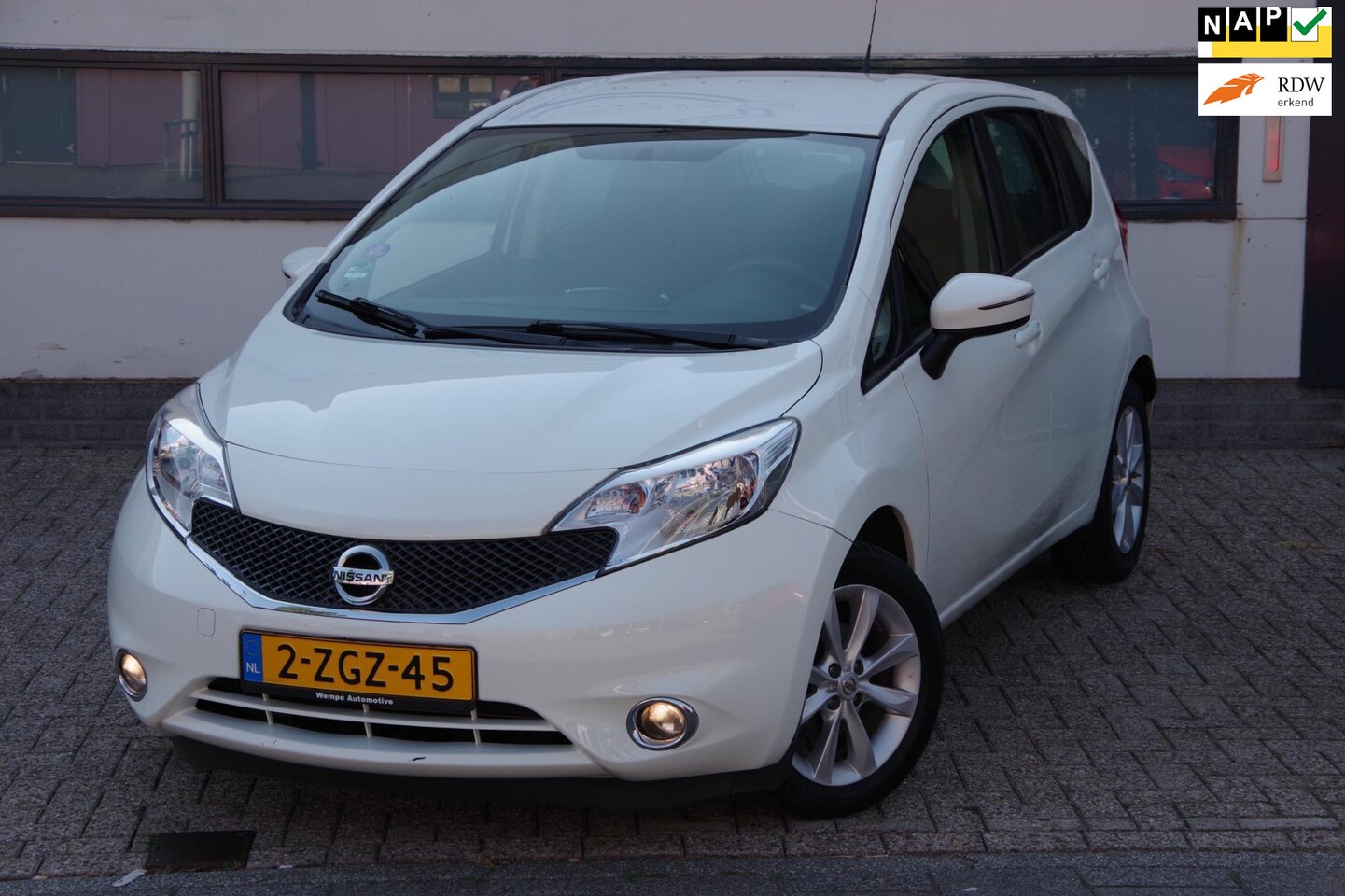 Nissan Note - 1.2 DIG-S Acenta 1.2 DIG-S Acenta - AutoWereld.nl