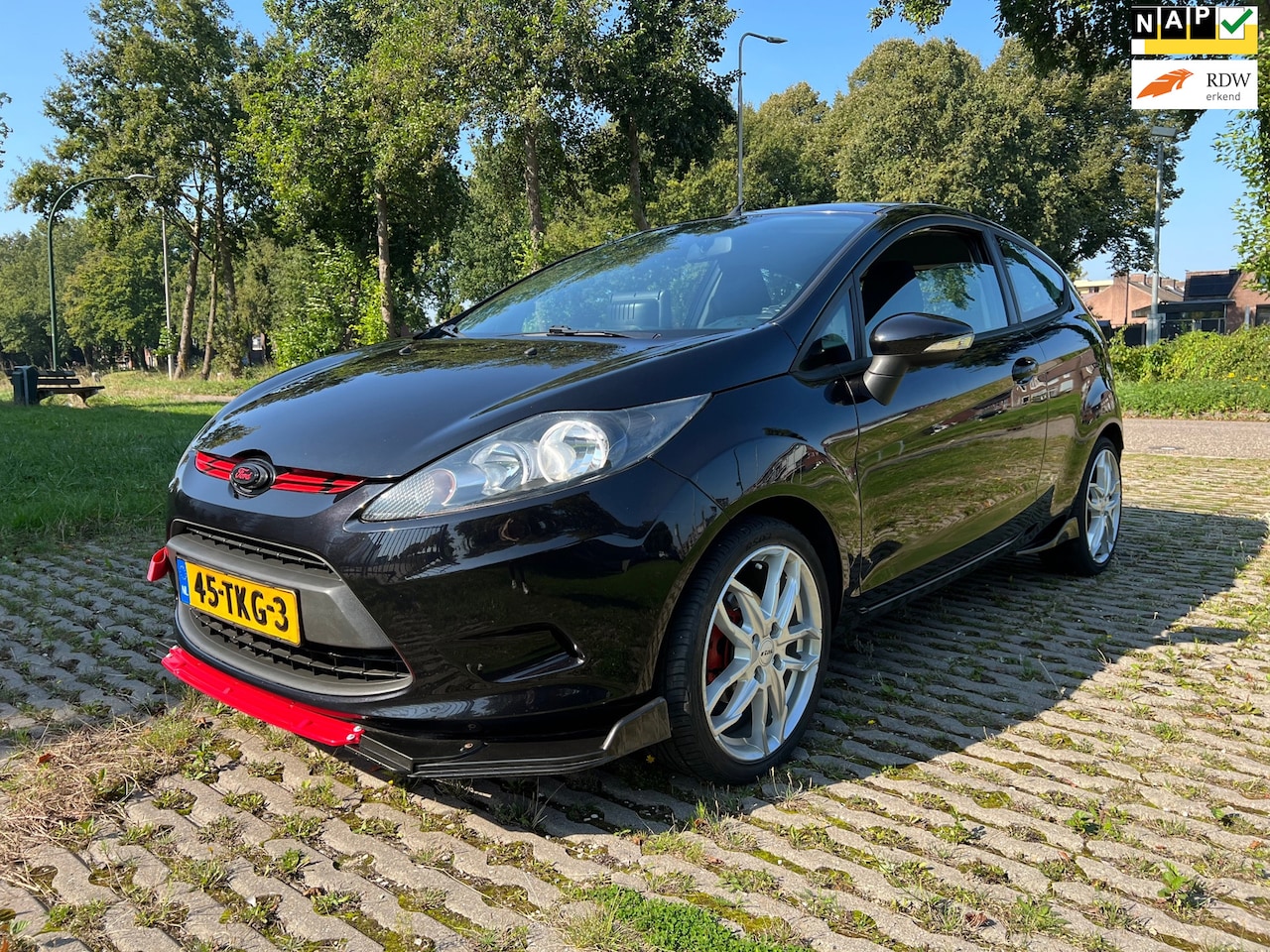 Ford Fiesta - 1.25 Ghia / airco / nieuwe apk tot 09-2025! - AutoWereld.nl