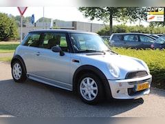 MINI One - 1.6i 16v AUTOMAAT SALT-uitv/CLIMA AIRCO/XENON/LM-VELGEN/AUX-aansluiting/nwe APK+ONDERHOUDS