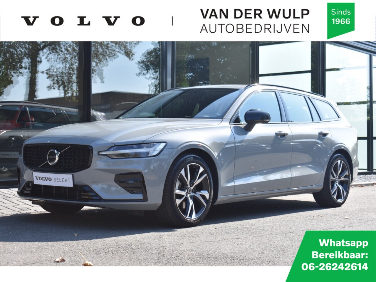 Volvo V60 - B4 197PK Plus Dark | Trekhaak | Climate - AutoWereld.nl