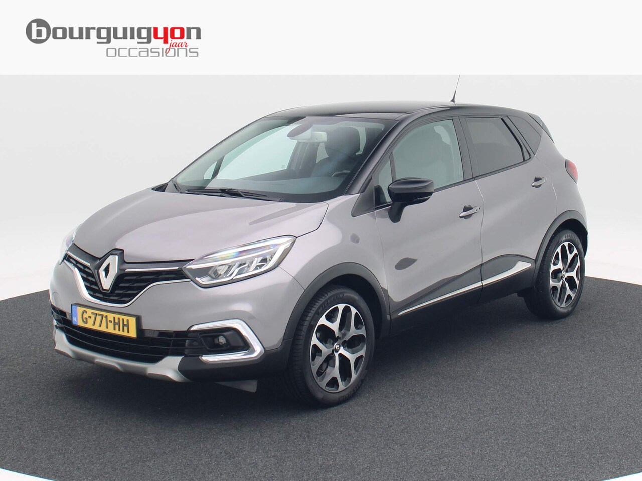 Renault Captur - 1.3 TCe 130 Pk Intens | Navi | Camera | ECC | Cruise | Trekhaak | 17 Inch | 71.094 Km!! - AutoWereld.nl