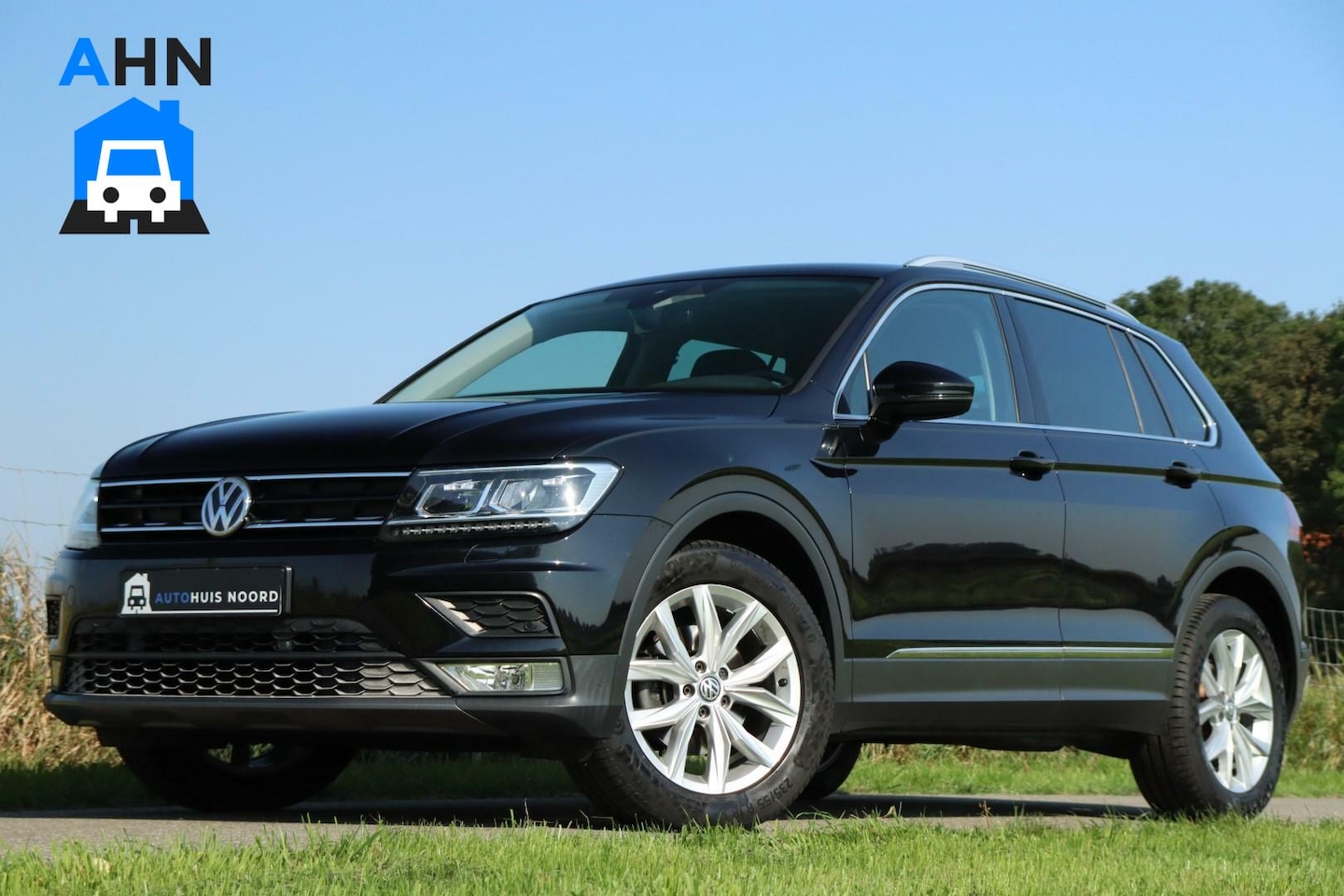 Volkswagen Tiguan - 1.4 ACT / DSG / 150PK! / ACC / LED / Navigatie / Virtual Cockpit / 18"! - AutoWereld.nl