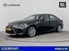 Lexus IS - 300h Luxury Line | Schuifdak | Keyless Entry | Stoelventilatie |