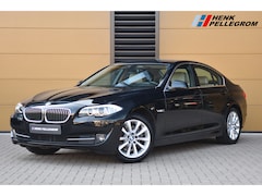 BMW 5-serie - 528i High Executive * Comfort stoelen met geheugen * Trekhaak * Xenon * Navigatie Professi