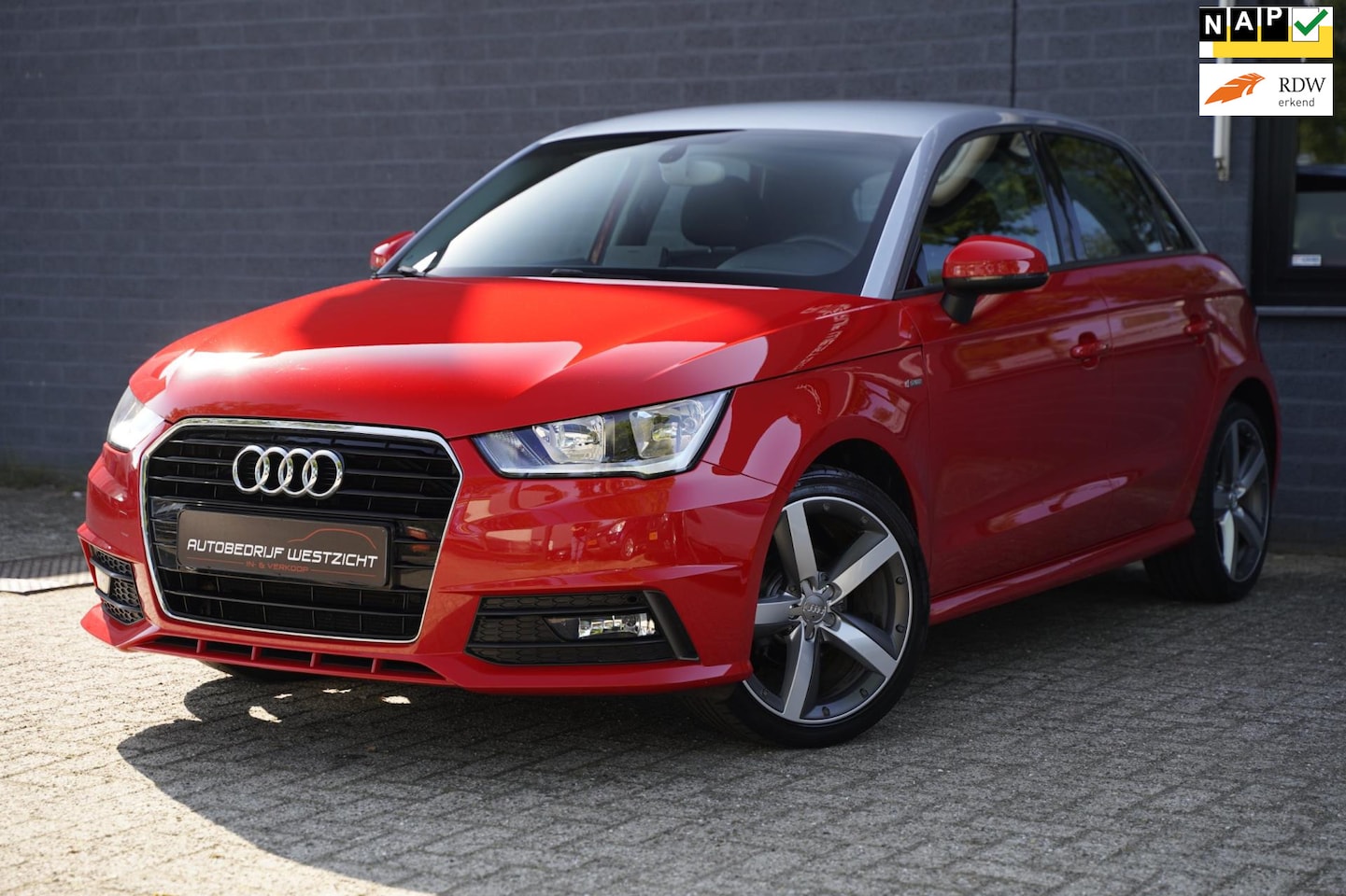 Audi A1 Sportback - 1.0 TFSI Design 1.0 TFSI Design, S line, Navigatie, Pdc - AutoWereld.nl