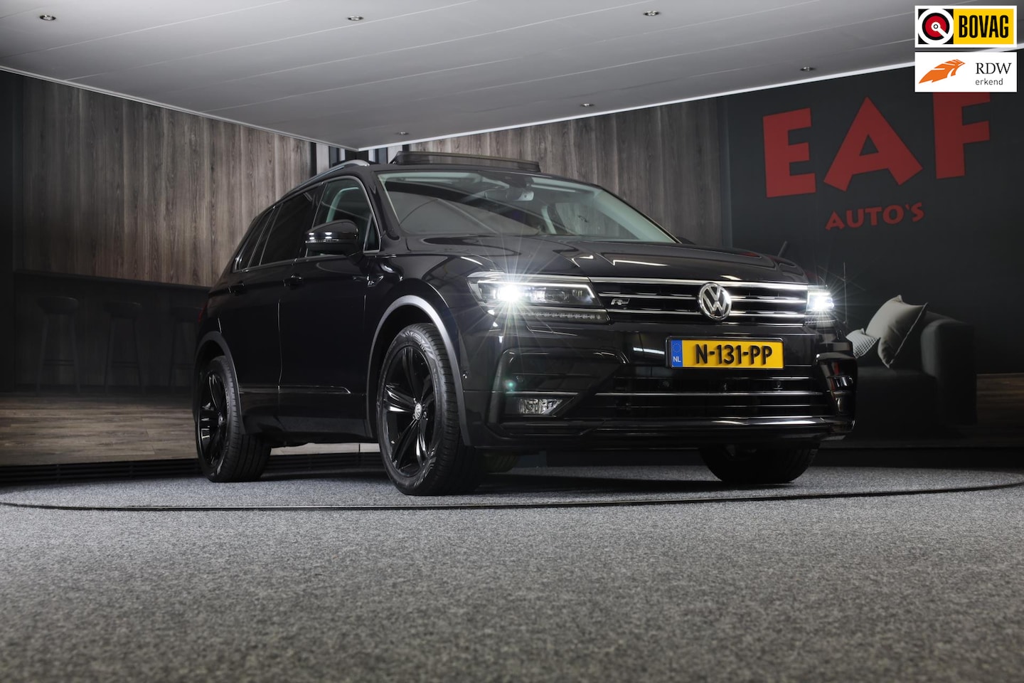 Volkswagen Tiguan - 1.5 TSI ACT Highline Business R / Aut / Virtual / Navi / 360 Camera / Leder / Memory / Ele - AutoWereld.nl