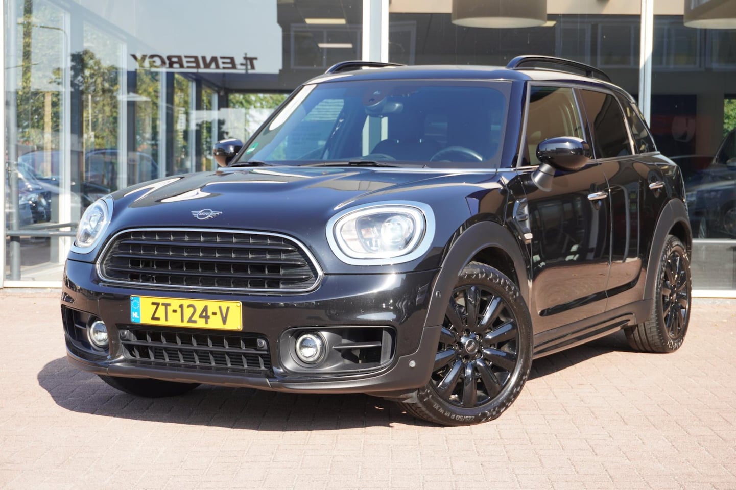 MINI Countryman - Mini 1.5 Cooper Business Edition | Automaat | Airco | 5deurs | Vol opties | Dealerauto | I - AutoWereld.nl