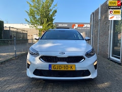 Kia Cee'd Sportswagon - Ceed 1.4 T-GDi DynamicPlusLine achteruitrijcamera, parkeersensoren, multimedia systeem, st