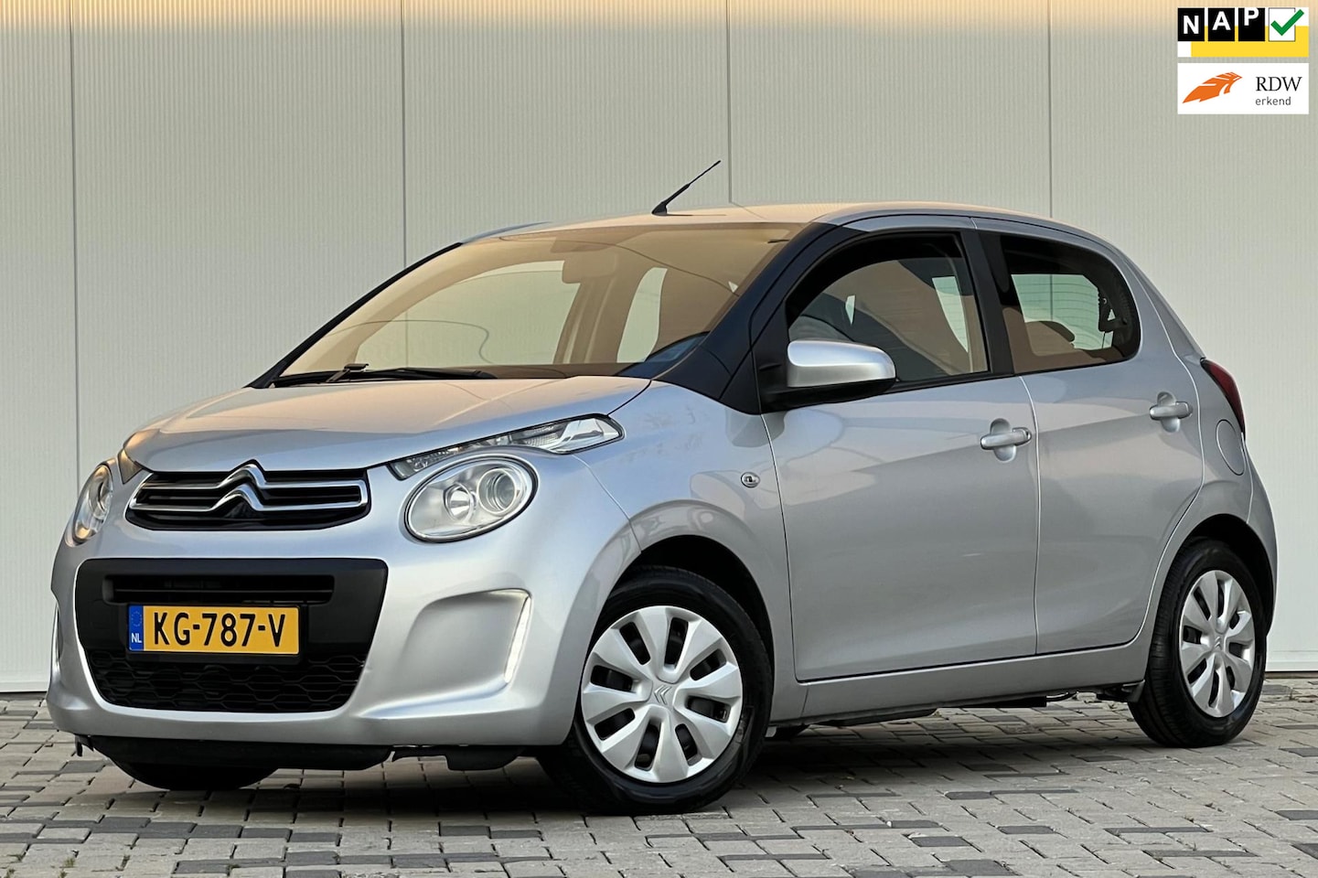 Citroën C1 - 1.0 e-VTi Selection 5 DEURS AIRCO IN PERFECT STAAT - AutoWereld.nl