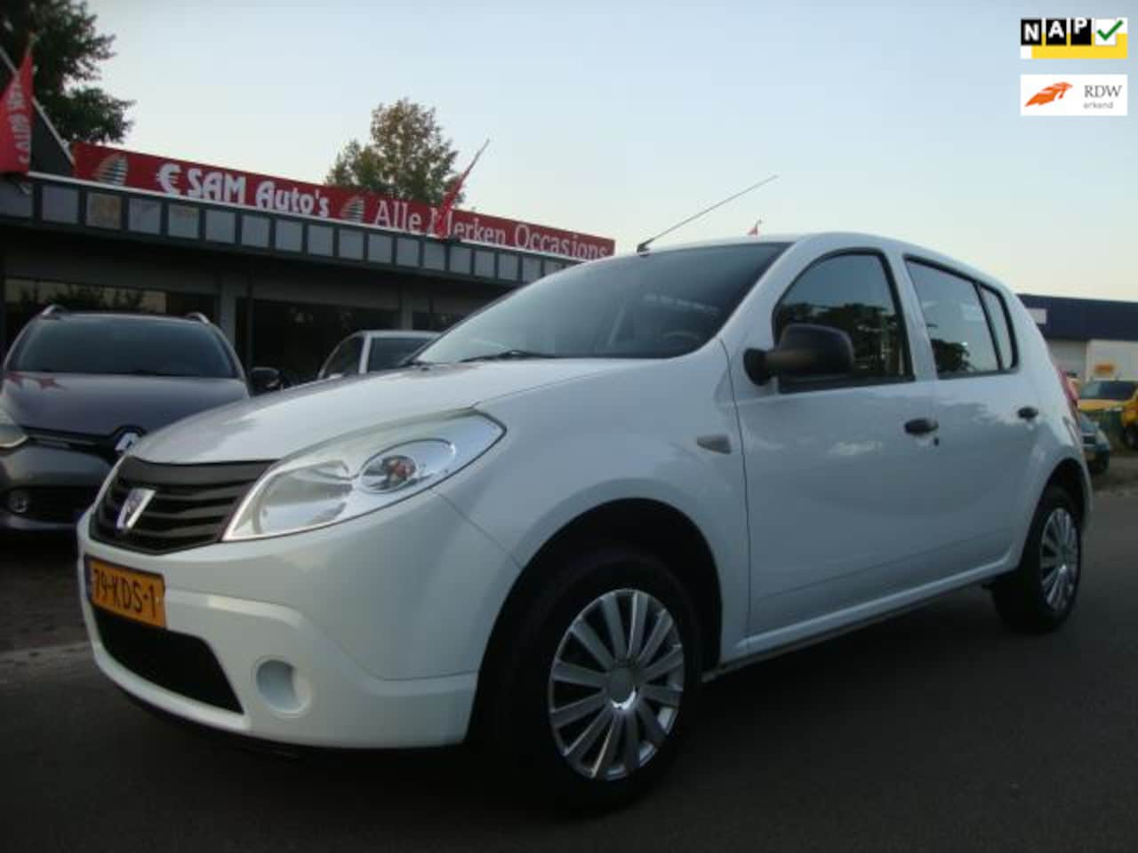 Dacia Sandero - 1.2 1.2 ( 2009 KM NAP ) - AutoWereld.nl