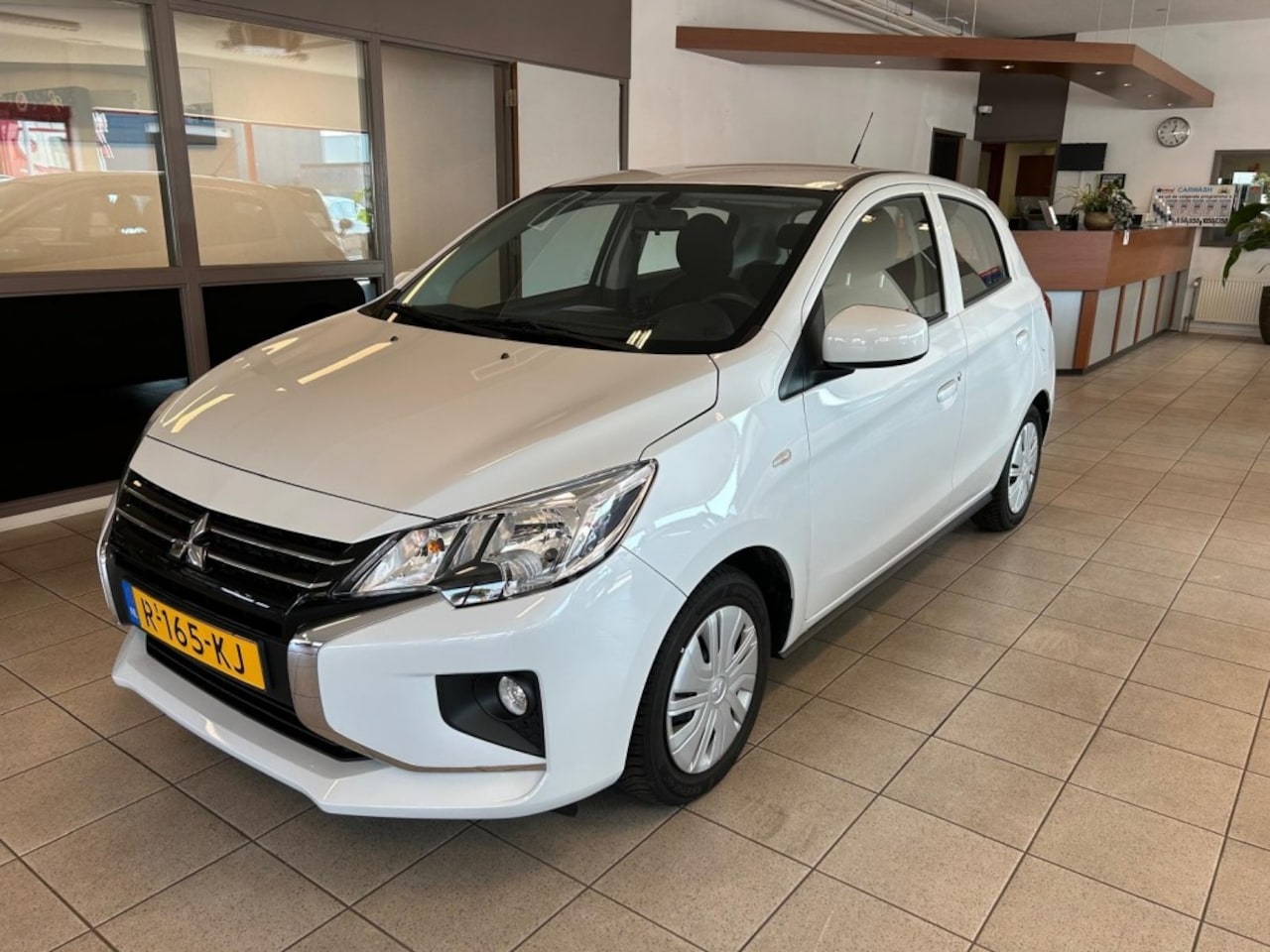 Mitsubishi Space Star - 1.2 Connect+ 1.2 CONNECT+ - AutoWereld.nl