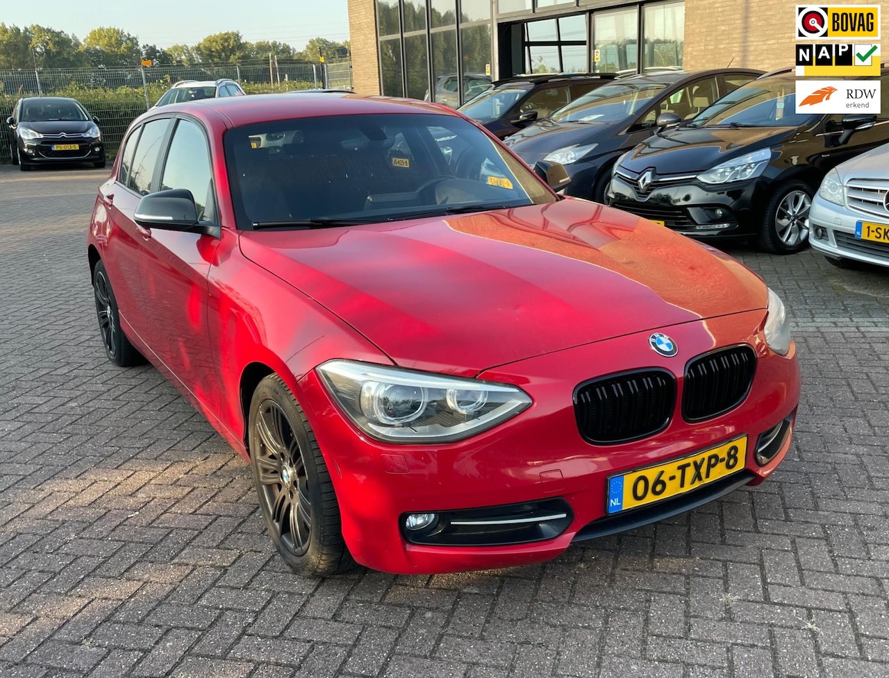 BMW 1-serie - 116i Business 116i Business+, 5DRS, Automaat, Geen import, Nap, LEES BESCHRIJVING! - AutoWereld.nl