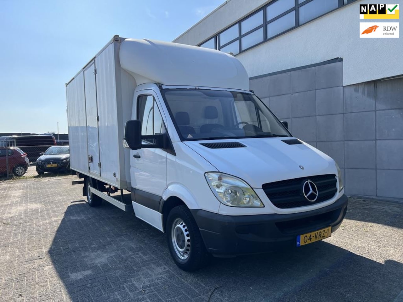 Mercedes-Benz Sprinter - 313 2.2 CDI 432 DC 313 2.2 CDI 432 DC, Laadbak met Laadklep, Nieuwe APK, NAP, Boekjes aanwezig - AutoWereld.nl