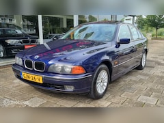 BMW 5-serie - 523i Uniek / 176.000 km / Airco