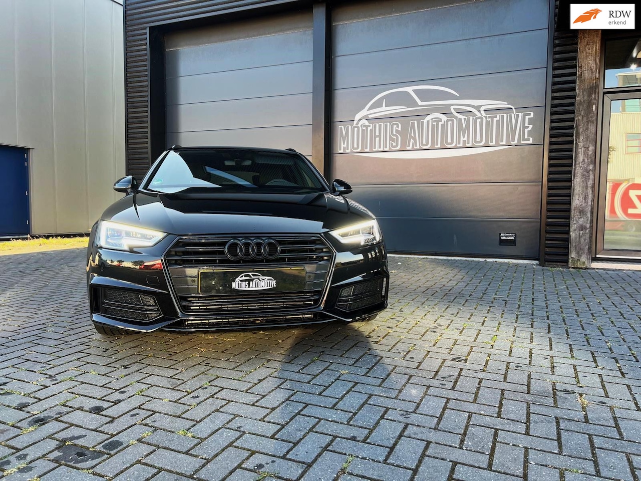 Audi A4 Avant - 2.0 TFSI MHEV Sport S line black edition 2.0 TFSI MHEV Sport S line black edition - AutoWereld.nl