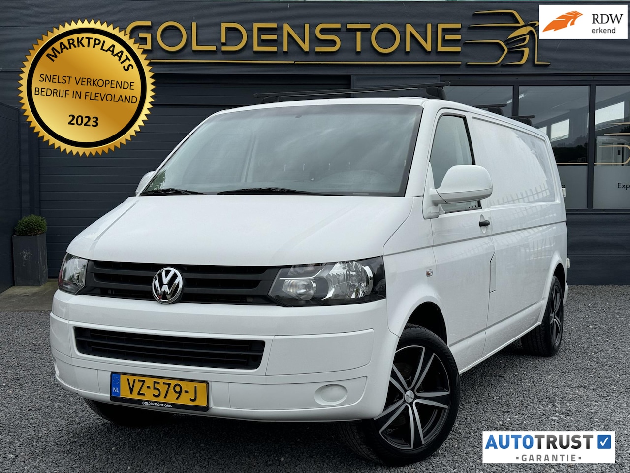 Volkswagen Transporter - 2.0 TDI L2H1 Baseline 1e Eigenaar,Carplay,3 Zitplaatsen,Trekhaak,Laadruimte Betimmering,AP - AutoWereld.nl