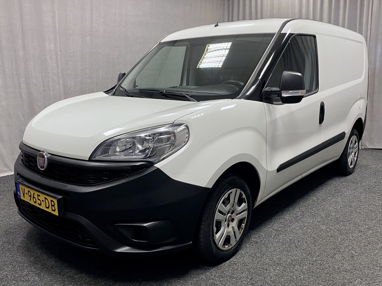 Fiat Doblò Cargo - 1.3 MJ L1H1 Actual | Airco | Bluetooth | Trekhaak | - AutoWereld.nl