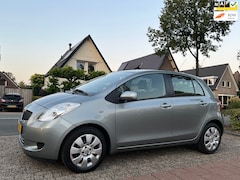 Toyota Yaris - 1.3 VVTi EXCLUSIVE 35.000 KM AUTOMAAT NL-AUTO-NAP