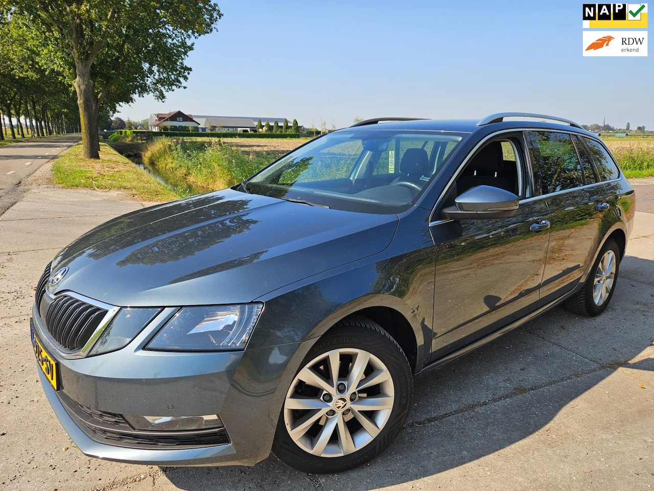 Skoda Octavia Combi - 1.6 TDI Greentech Style/ bj 2019/ euro 6 - AutoWereld.nl