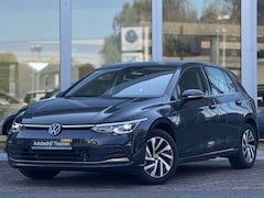 Volkswagen Golf - 1.4 eHybrid Style | elk. stoelen | ACC | alcantara