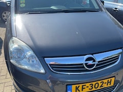 Opel Zafira - 1.8 Cosmo