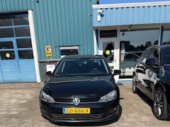 Volkswagen Golf - 1.2 TSI Trendline