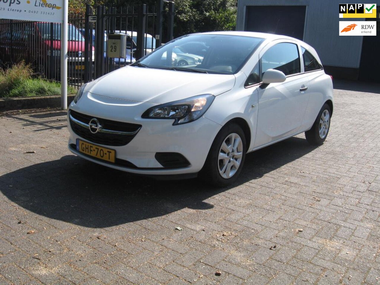 Opel Corsa - 1.2i Airco, rijklaar incl. Garantie - AutoWereld.nl