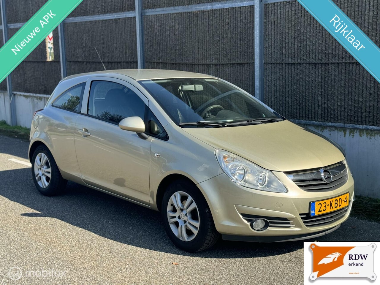 Opel Corsa - 1.2-16V Edition NAP/AIRCO/NWE APK/NETTE AUTO - AutoWereld.nl