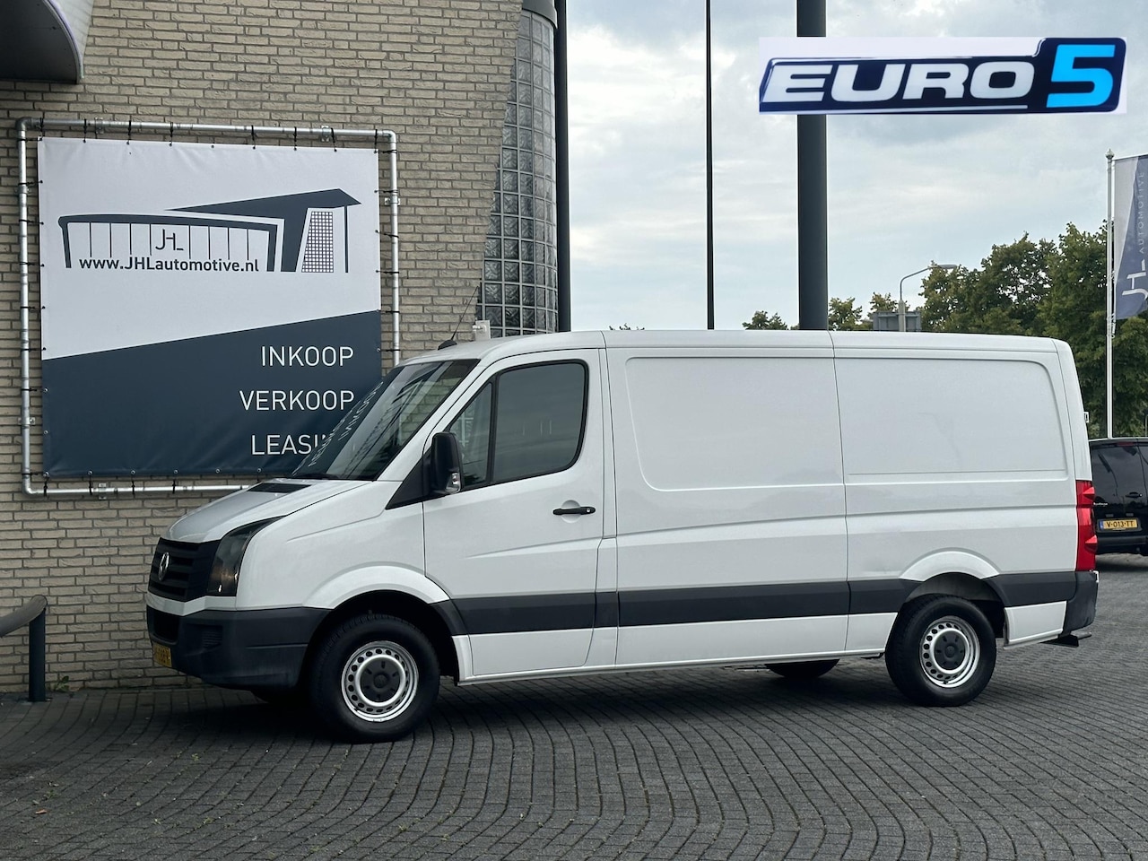 Volkswagen Crafter - 35 2.0 TDI L2H1*HAAK*A/C*CRUISE* - AutoWereld.nl