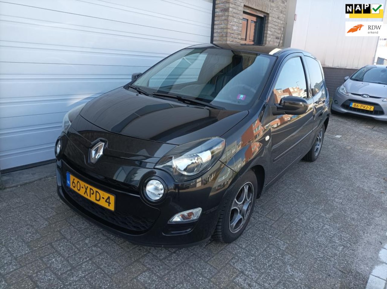 Renault Twingo - 1.2 16V Collection Airco Cruise LMV APK 8-2025 - AutoWereld.nl