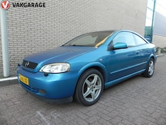 Opel Astra Coupé - 1.8-16V Optic