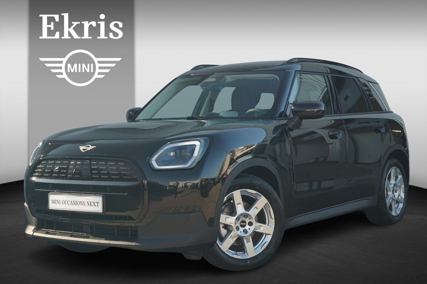 MINI Countryman - E Classic / Pakket M / Panorama Dak - AutoWereld.nl