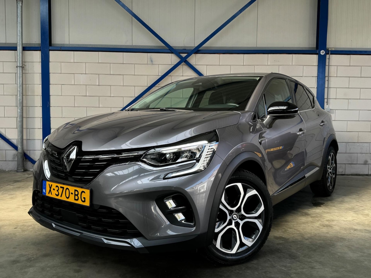 Renault Captur - 1.3 TCe 140 Intens AUT|EDC|NAVI|NETTE VOERTUIG - AutoWereld.nl