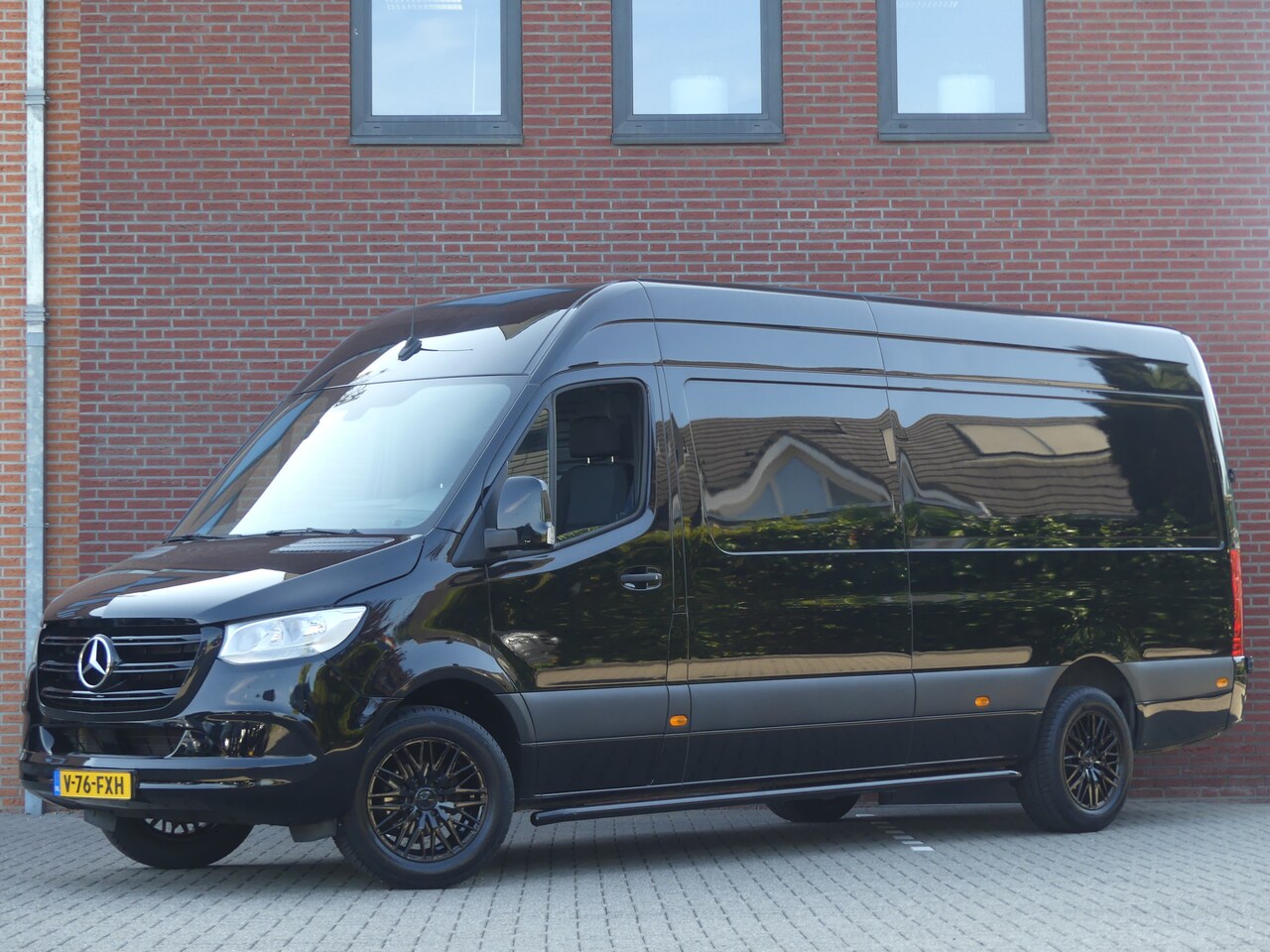 Mercedes-Benz Sprinter - 317 CDI L3H2 Camera/Side bars/Cruise control - AutoWereld.nl