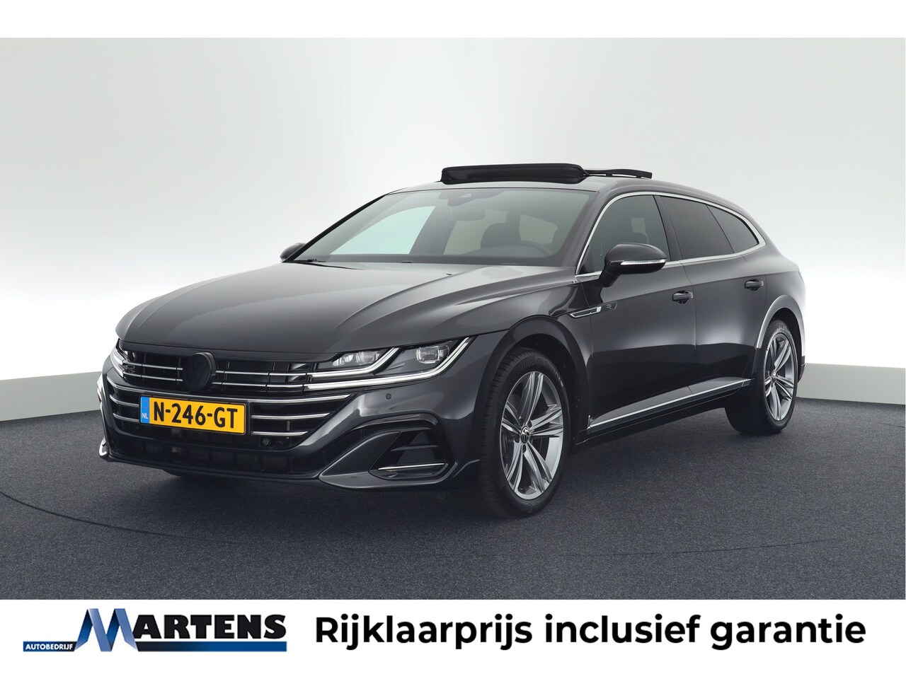 Volkswagen Arteon Shooting Brake - 1.4 TSI 218pk eHybrid R-Line Business+ Trekhaak Camera Panoramadak Stoelverwarming Virtual - AutoWereld.nl