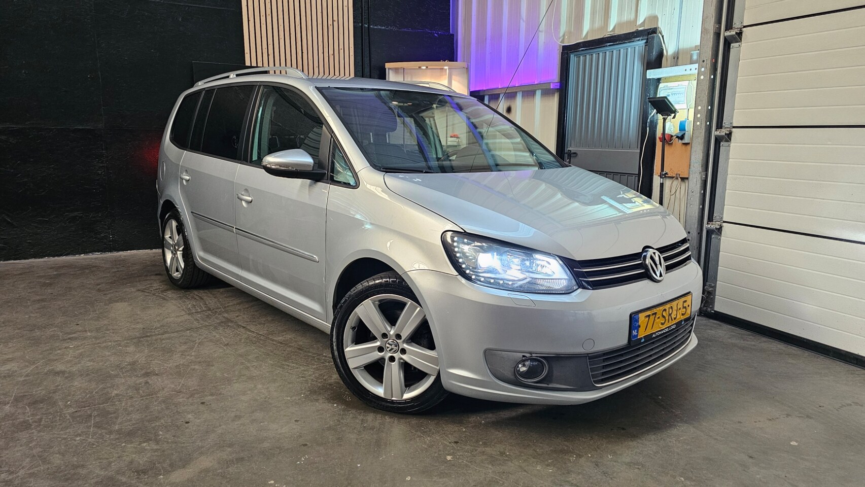 Volkswagen Touran - 1.4 TSI Highline - AutoWereld.nl