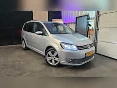 Volkswagen Touran - 1.4 TSI Highline